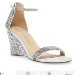 Betsy Johnson Dressy Silver Debie Sandal 7.5